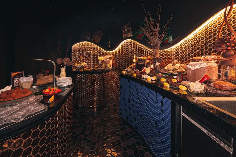 Bangkok: Red Sky 57th Floor COCOA XO Bar - Service that helps with special occasions