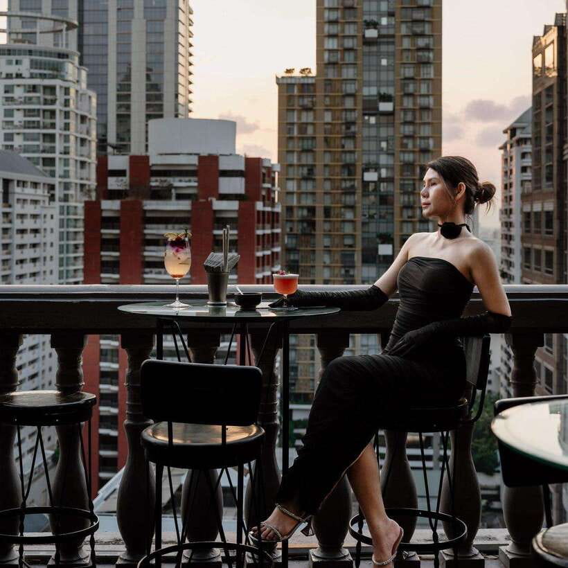 Bangkok: The Speakeasy Rooftop Bar At Hotel Muse - Service that adds to the occasion