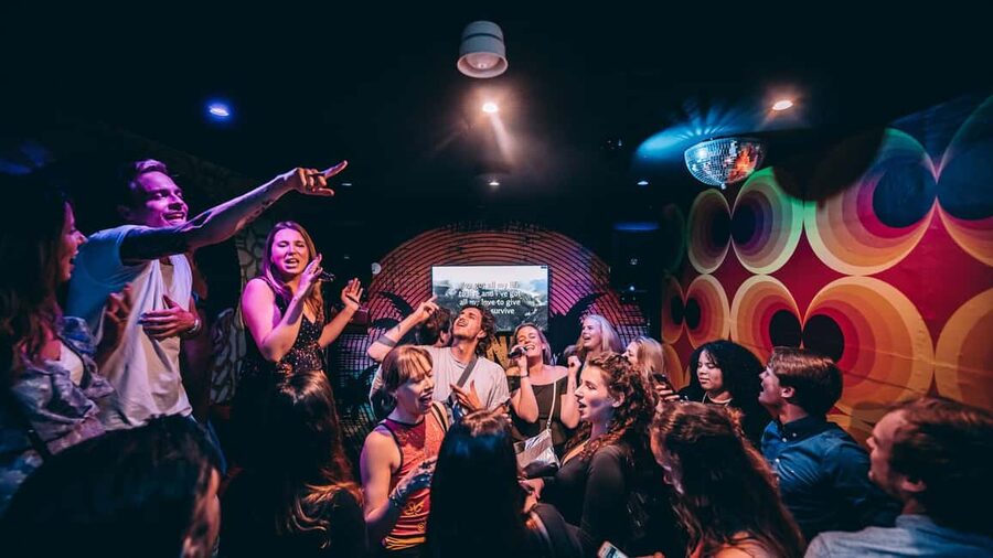 Bar Crawl Benidorm: 4 Venues 1 Night - What the Benidorm crawl actually feels like