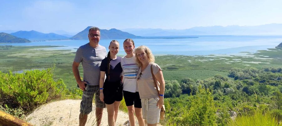 Bar: Montenegro Highlights Tour for Cruise Passengers - Meeting the guide beside I Love Bar