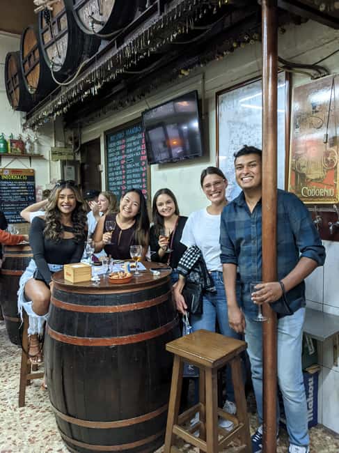 Barcelona: Hidden Bars and Authentic Tapas Journey - Key points at a glance