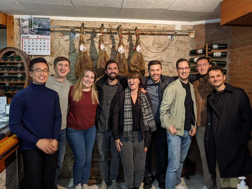 Barcelona: Hidden Bars and Authentic Tapas Journey - Who should book this experience