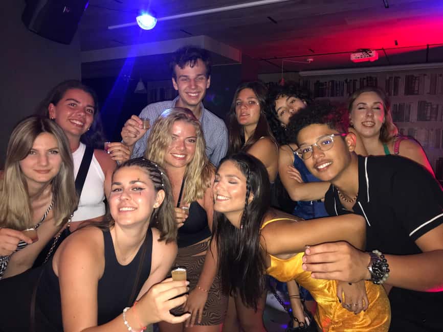 Barcelona Night Walking Tour Bars & VIP Club Pass - Key points to know before you go