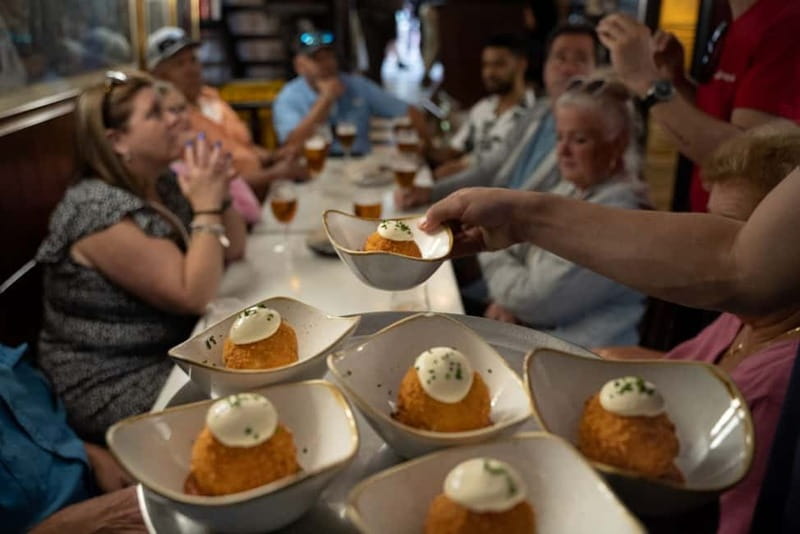 Barcelona Old Town Tapas Night: Hidden Bars, Cava & Vermut - Dietary needs and age limits
