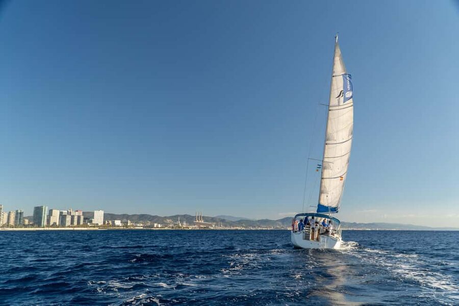 Barcelona: Sailing with Open Bar, Catalan Snack & Swim Stop - Who should book, and who should think twice?