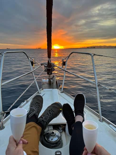 Barcelona: Sunset Sailboat Cruise with Open Bar and Snacks - The first 15 minutes: leaving the port