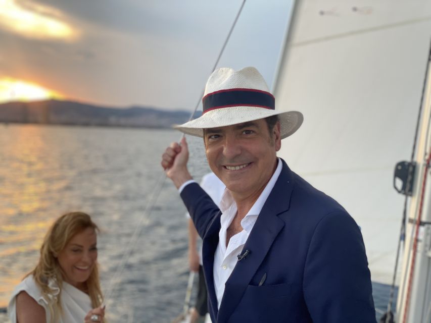 Barcelona: Sunset Sailing Tour with Open Bar & Snacks - Port Vell and the return along the coast