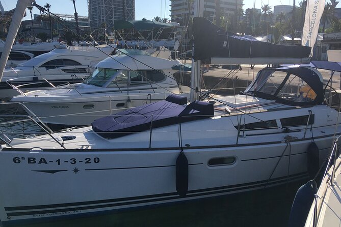 Barcelona Sunset Sailing with Open Bar of Cava and Snacks - Is $48.15 good value?