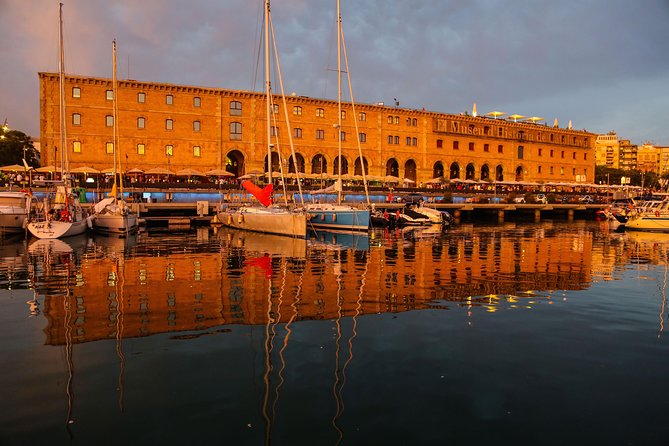 Barcelona Unique Sunset Sailing Experience with Tapas & Open Bar - The skipper makes a major difference