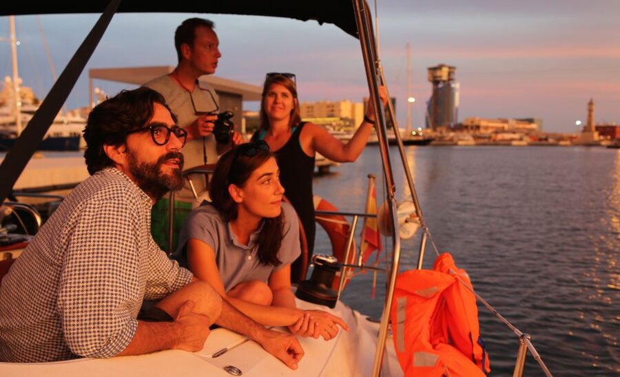 Barcelona: Unique Sunset Sailing Tour with Tapas & Open Bar - The sunset is worth timing your evening around