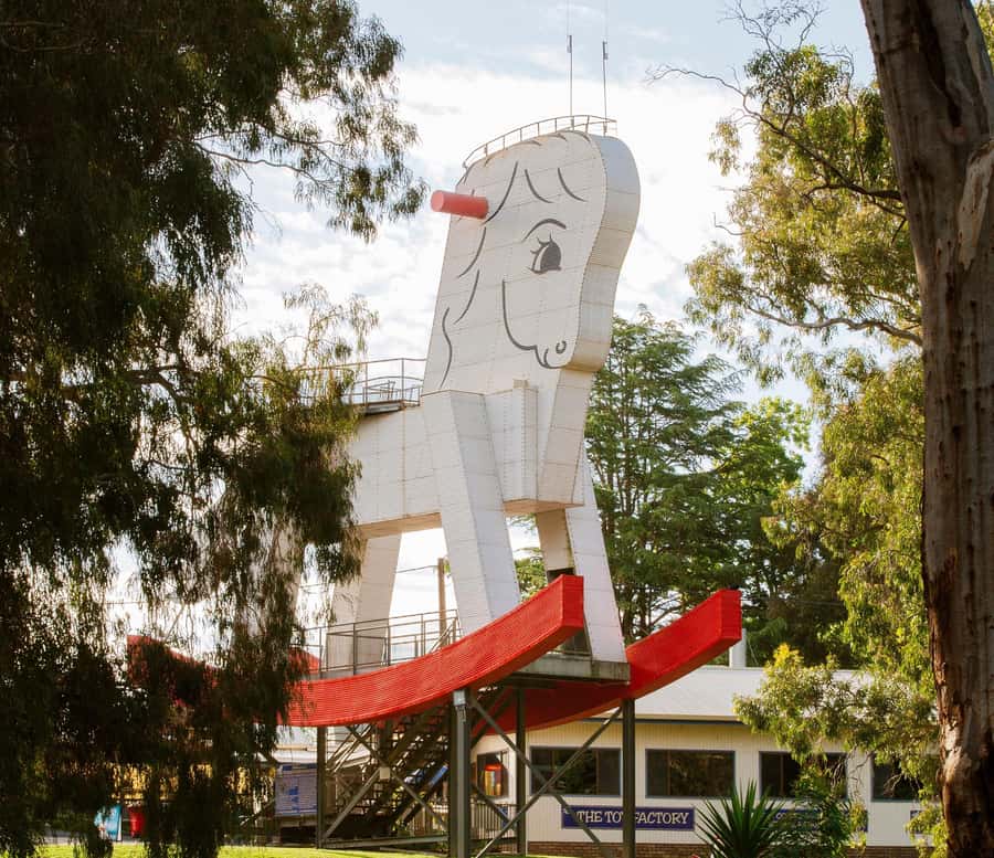 Barossa: Enjoy Wine, Lunch, Brewery, Chocolate & Wildlife - Tanunda gives you the only real choice of the day