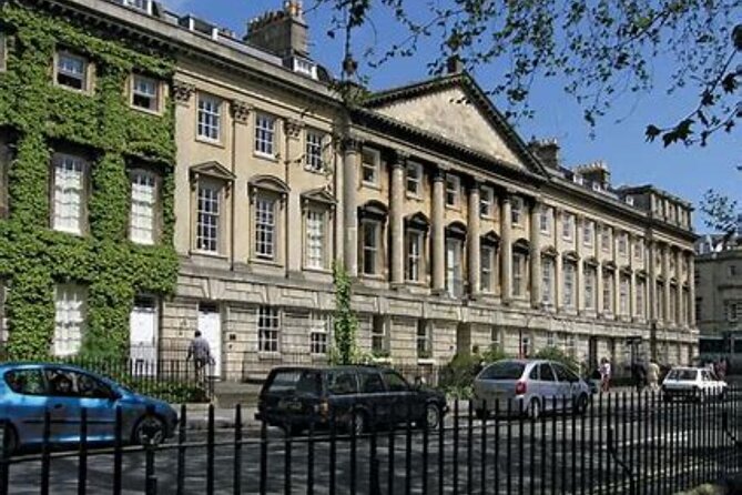 Bath: Local Pubs & Historic Sights Walking Tour (3h) - The Circus and Georgian social life