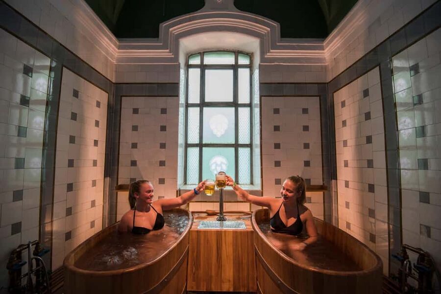 Beer Spa with optional Széchenyi Bath Tickets - The 45-minute tub session, step by step