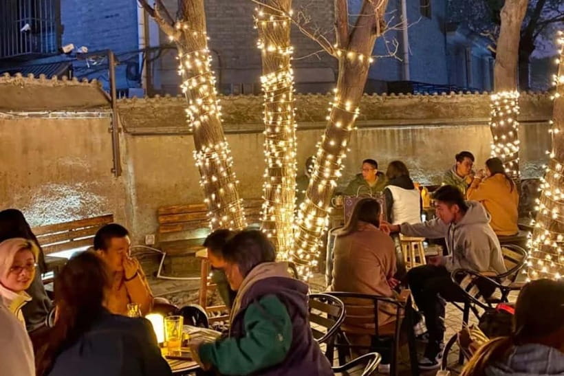 Beijing Hutong Dinner and Beer Walking Private Tour - Gulou East Avenue brings street food and local character