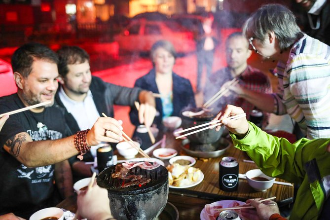 Beijing Hutong Walking Food and Beer Tour at Hidden Restaurants - Four stops, four sides of Beijing food