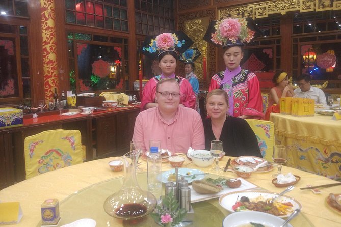 Beijing Imperial Dining Experience at Bai Jia Da Yuan Restaurant with Houhai Lake Bar Tour - Seeing Beijing by Night, From Olympic Icons to Old Towers