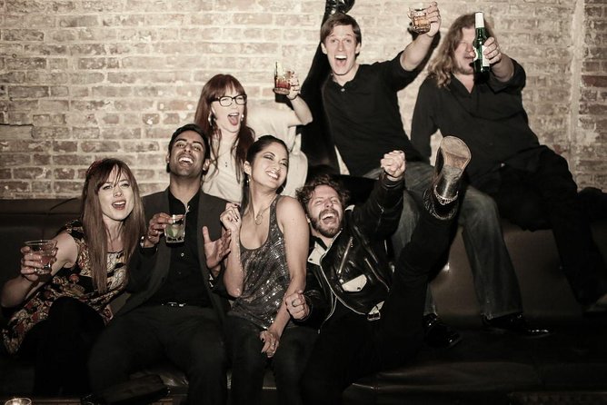 Belgrade Nightlife Bar Pub Club Crawl with Drinks - Party games make the first stop easier