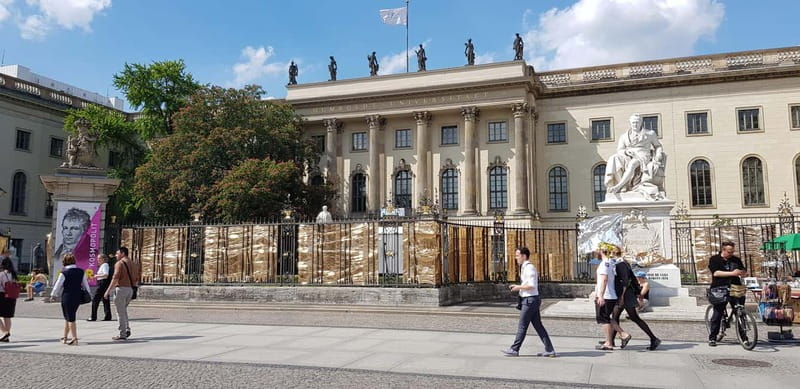 Berlin Beers & Battlefields Tour: War History & German Beer - Memorials, the Brandenburg Gate, and the human cost
