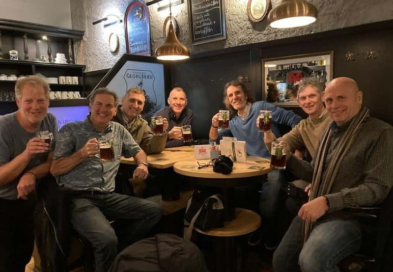 Berlin Beers & Battlefields Tour: War History & German Beer - Starting outside Hopfingerbrau by the Brandenburg Gate