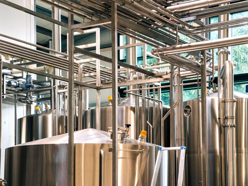 Berlin: Berliner Berg Brewery Tour with Beer Tasting - Starting at Treptower Str. 39