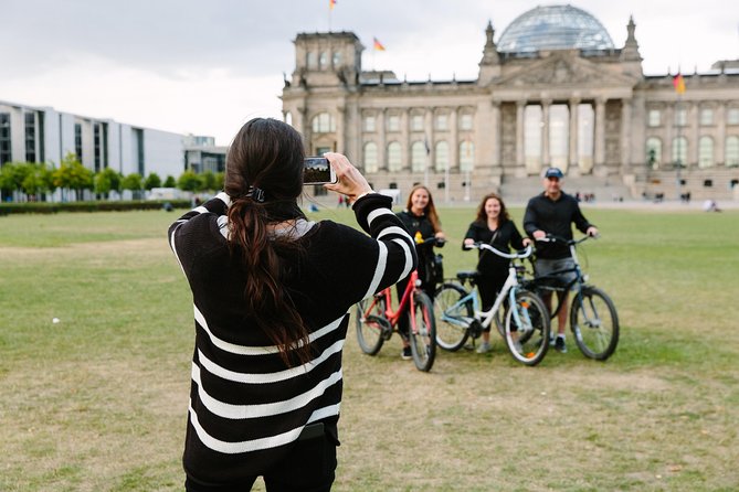 Berlin City Bike Tour with Beer Garden Stop - Reichstag, Tiergarten, and the political center