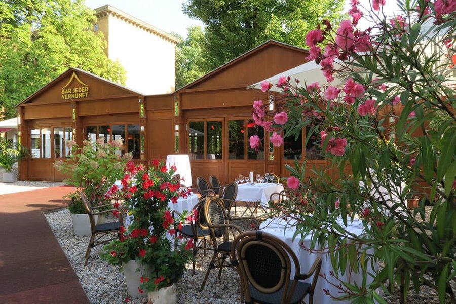Berlin: Ticket for Bar Jeder Vernunft - Theater & Restaurant - Food, tables, and the €5 credit