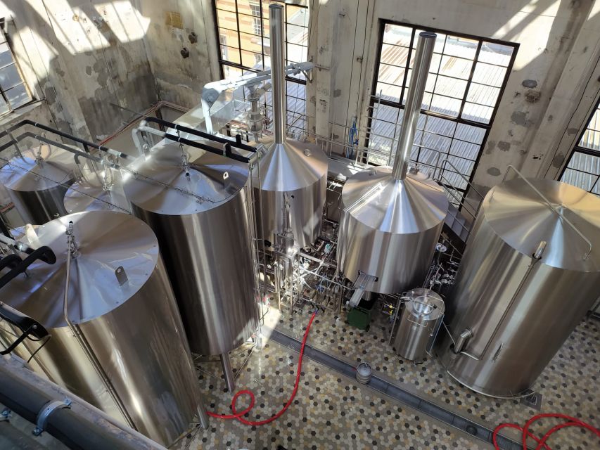Berlin: Vagabund Brauerei Beer Tasting & Guided Brewery Tour - Five beers, chosen from 16 taps