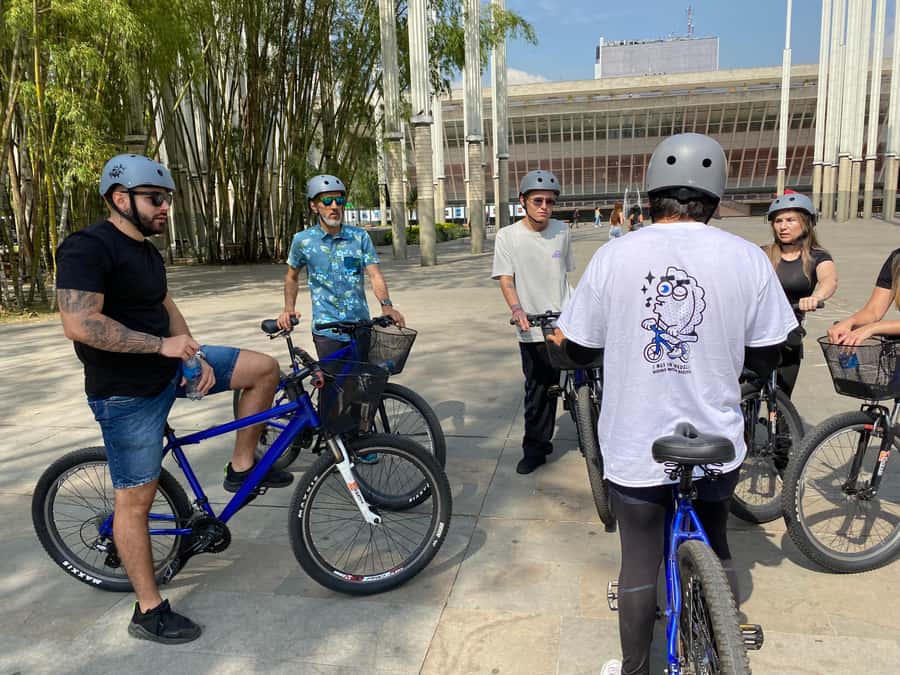 Bike Tour Medellin with Snacks and Local Beer - Why a bike works so well in Medellín