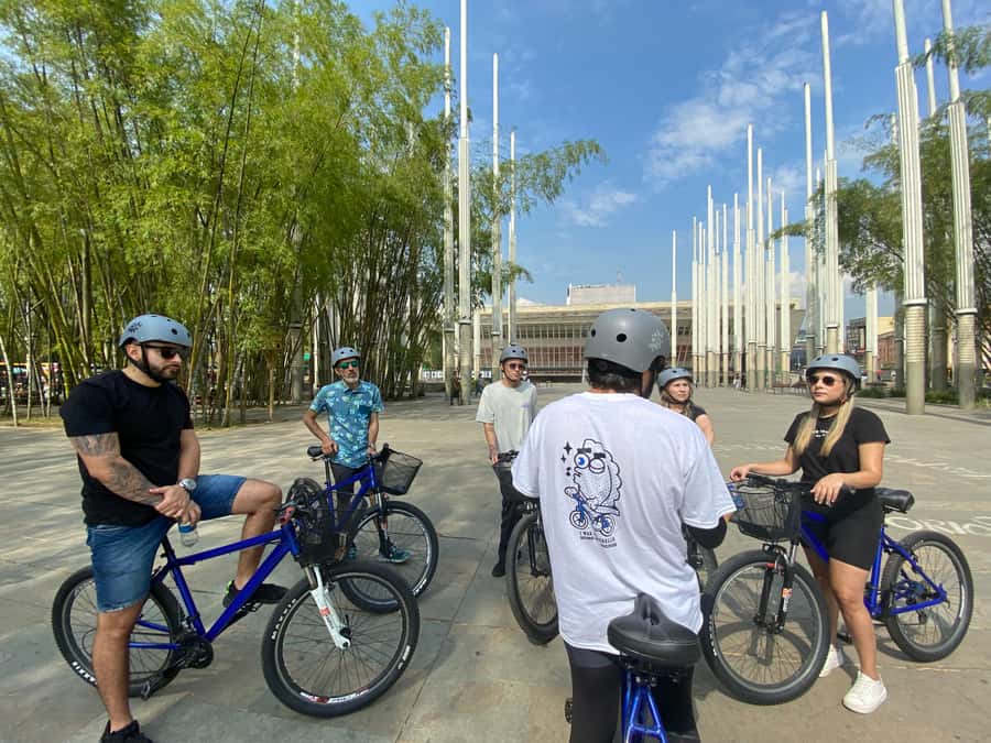 Bike Tour Medellin with Snacks and Local Beer - Plaza Botero and the central-city finish