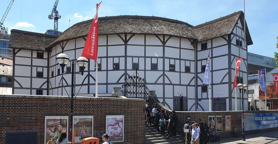 Booze, Brothels & the Bard: London's Bawdy Borough - The George Inn and the world of old coaching yards