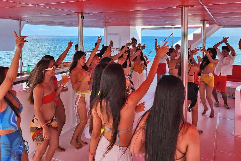 Boracay: Red Whale Party Cruise w/ Snacks & Water Activities - Practical tips for a smoother day