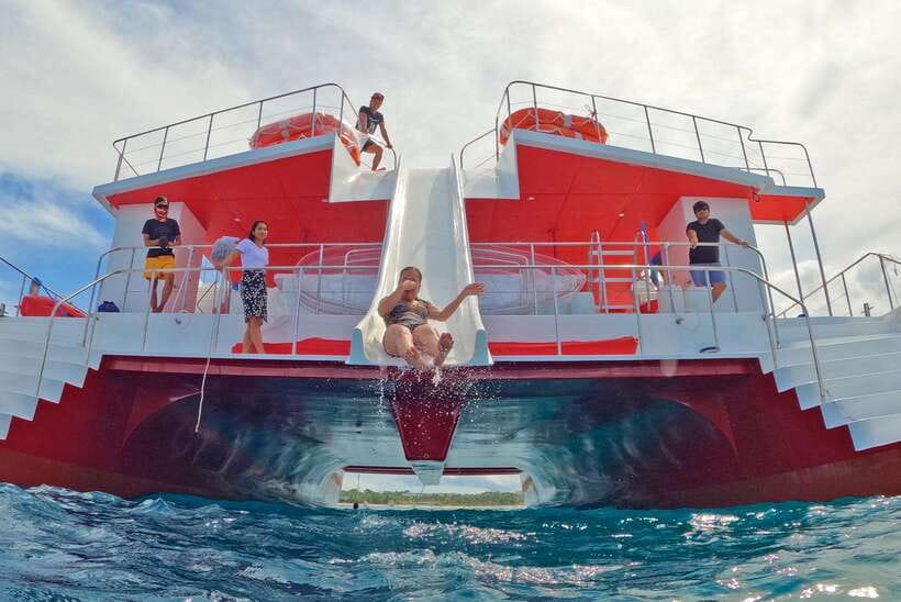 Boracay: Red Whale Party Cruise w/ Snacks & Water Activities - What the Red Whale cruise is really like