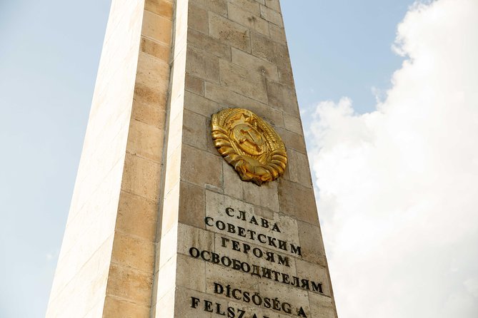 Born Under The Red Star - Communist tour with Coffee in a Retro Bar - Parliament and the final walk to Liberty Square