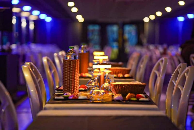 Bosphorus Dinner Cruise w/ Unlimited Drinks & Entertainment - Turkish dance and onboard entertainment