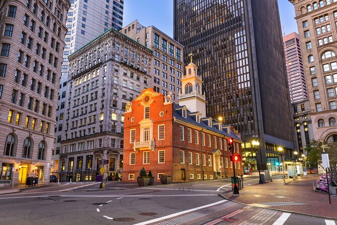 Boston: Freedom Trail History Tour and Brewery Taste - Old South Meeting House and the road to the Tea Party