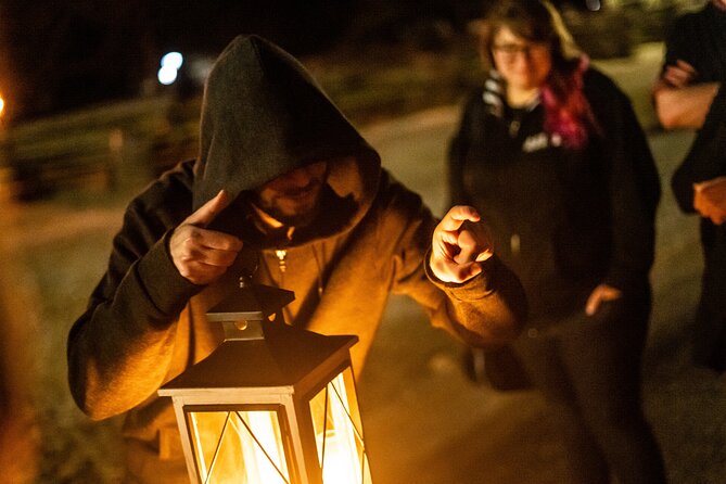 Boston Ghosts Boos and Brews Haunted Pub Crawl - The Last Hurrah brings politics and whiskey