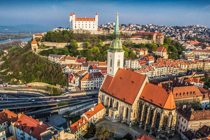 Bratislava 2 hours walking tour with beer tasting - What the guides add to the experience