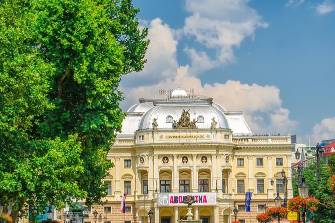 Bratislava 2 hours walking tour with beer tasting - Main Square, the Franciscan Church, and Primate’s Palace