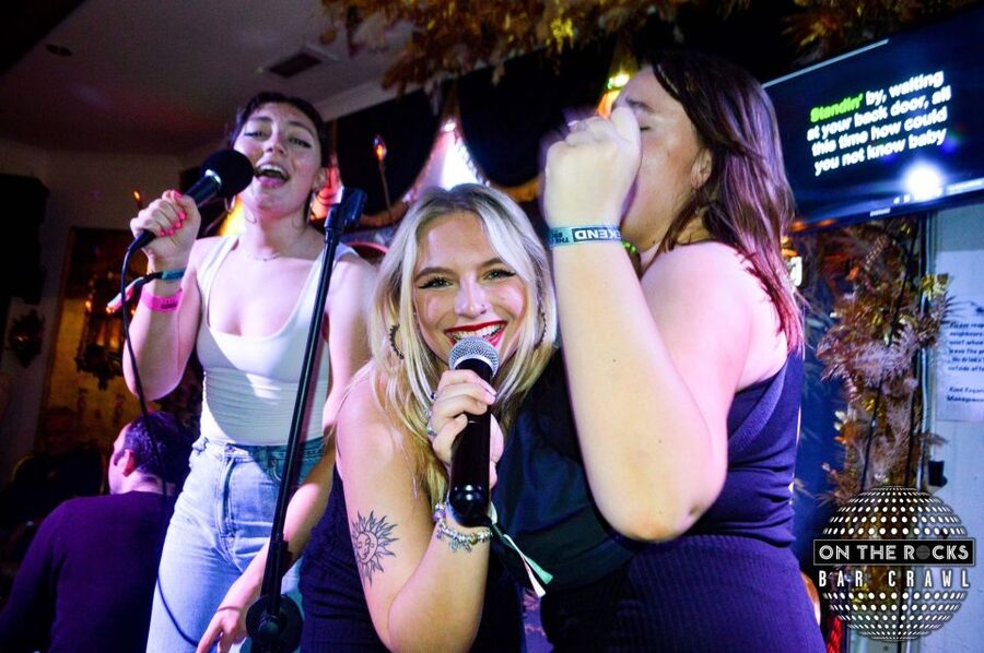 Brighton Bar Crawl: 5+ Venues, Free Shots, Free Club Entry - Starting at Fitz Regent at 19:30
