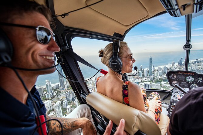 Brisbane And Gold Coast Helicopter Pub Crawl 3 Stops - Stop three: Montauk Tavern and Calypso Bay