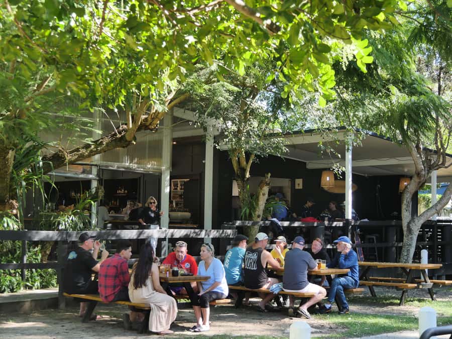 Brisbane: Island Pub Crawl with Lunch and High-Speed Boat - Meeting in Brisbane and setting off on the river