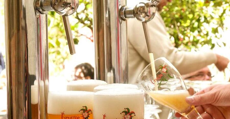 Bruges: 3-Hour Beer and Chocolate Tasting Private Tour - Walking Bruges from Market Square to Minnewater