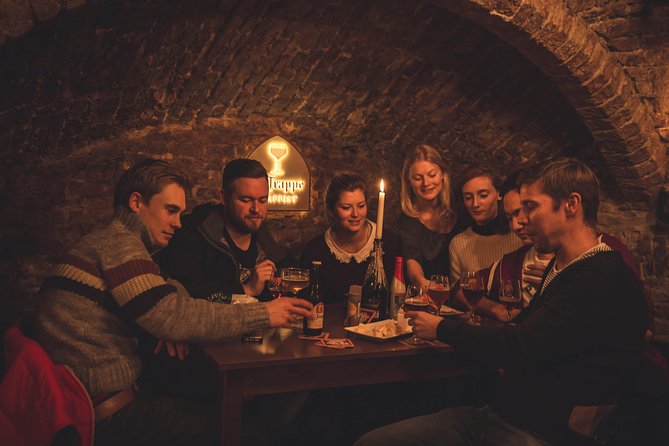 Bruges Beer Tour with chocolate pairing by a young local - Beer windows and a quick look at local tastes