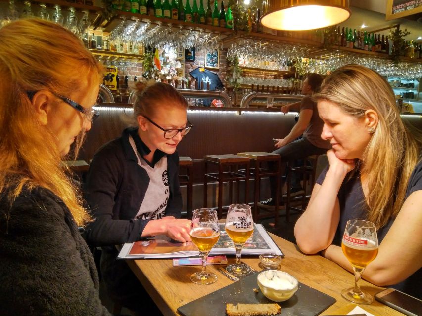 Bruges: Belgian Beer Tour with Chocolate Pairing - Bruges from beer stops to medieval corners