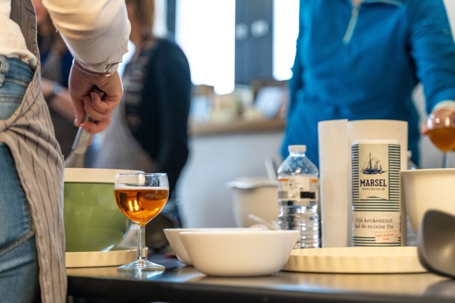 Bruges: Belgian Waffle-Making Workshop with Beer Tasting - Choosing beer for your waffle batter