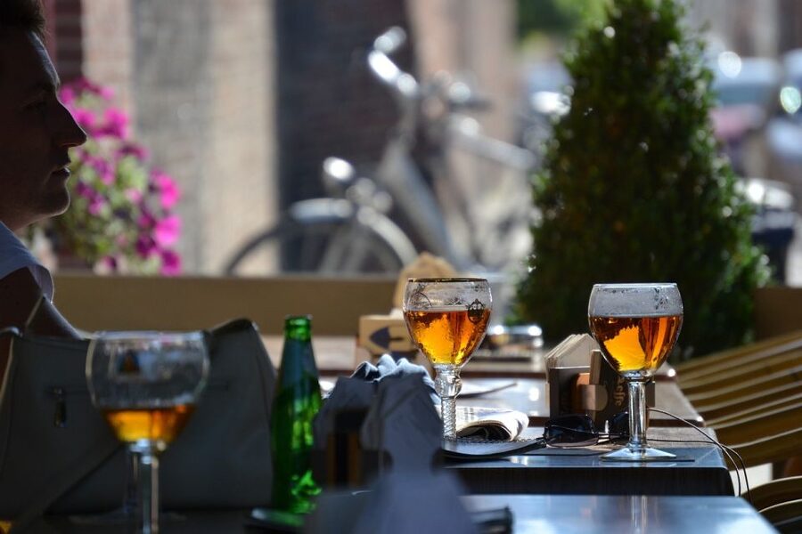 Brussels: Beer Tasting with a Local Guide - Four Belgian beers, three different drinking settings