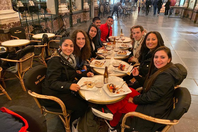 Brussels Chocolate Beer Waffle and Belgian Whiskey All-in-One (Small Group) Tour - Manneken Pis and Brussels’ playful side