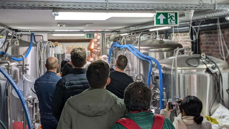 Brussels: micro brewery & distillery tour + beer tasting - Staying in the taproom after the tour