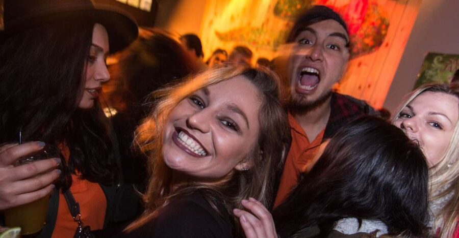 Brussels: Pub Crawl and Nightlife Party Experience - What this Brussels pub crawl is really like