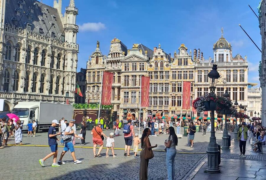 Brussels: Walking Food Tour with Chocolate, Beer, & Waffles - A Trappist beer in one of the old taverns